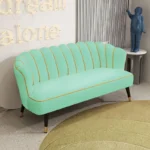 كنب كلاسيكي لغرفة المعيشة