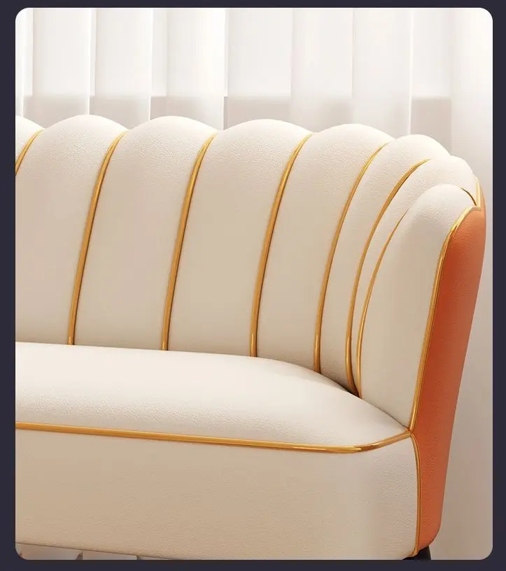 كنب كلاسيكي لغرفة المعيشة 