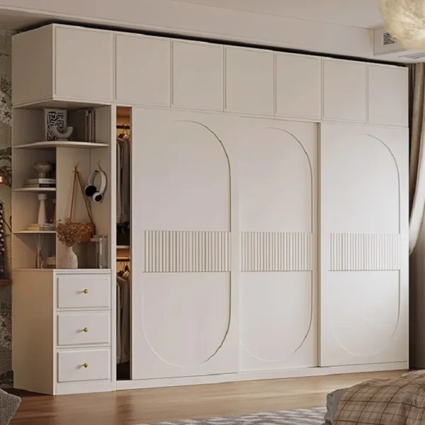 خزانة ملابس اوروبية بتصميم عملي