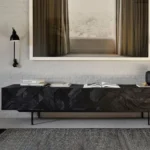 طاولة تلفاز من خشب منحوت