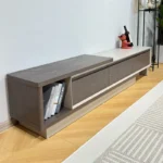 طقم طاولة قهوة مع تلفاز كلاسيك