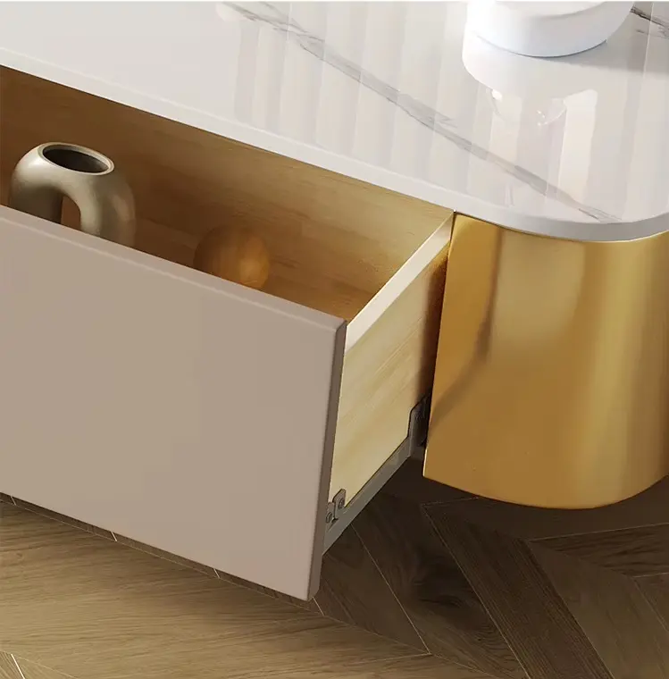 طقم طاولة قهوة مع تلفاز فاخر 