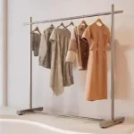 علاقة ملابس مميزة بقاعدة ثابتة - Image 8