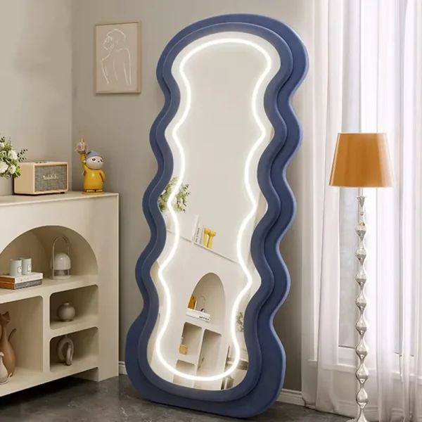 مرايا طولية بتصميم مزخرف مع ليد