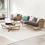 جلسات خارجية مع طاولة القهوة للفناء