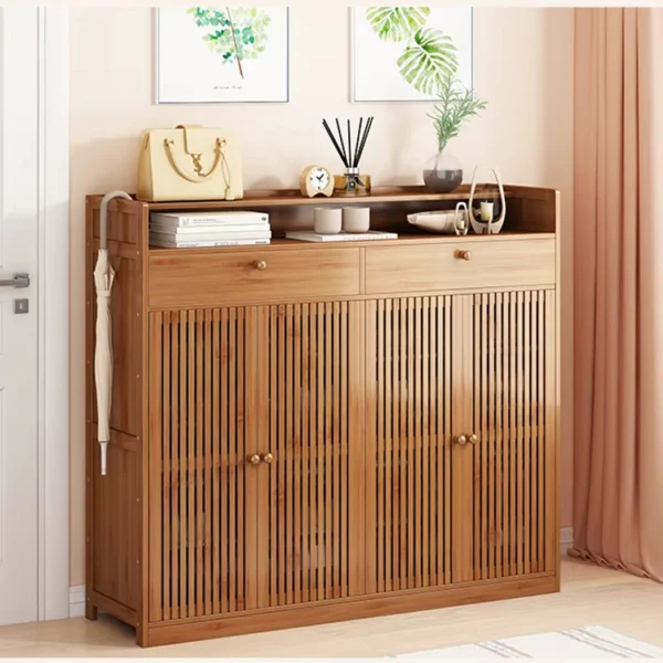 خزانة احذية واسعة