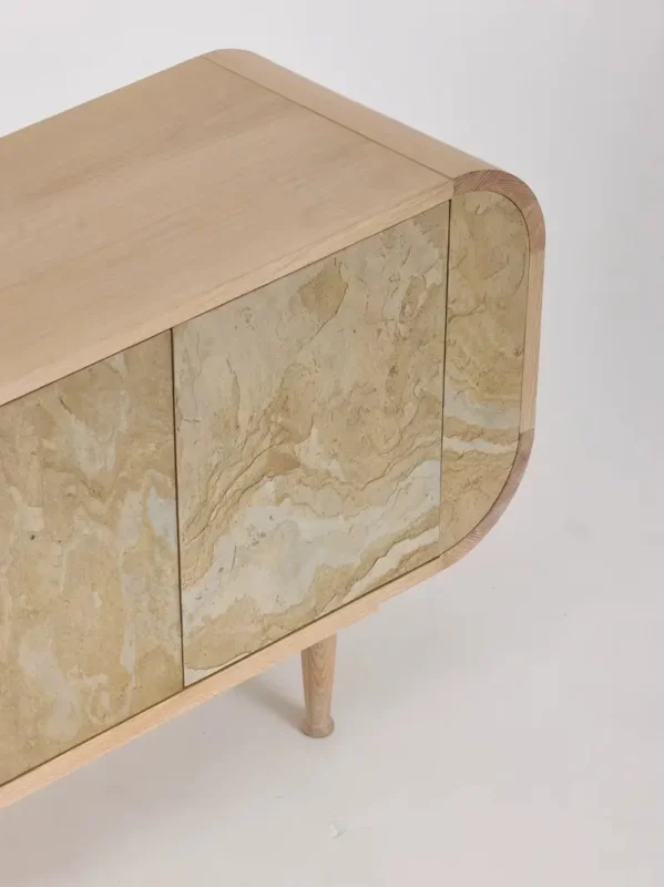 خزانة احذية بتصميم عصري 