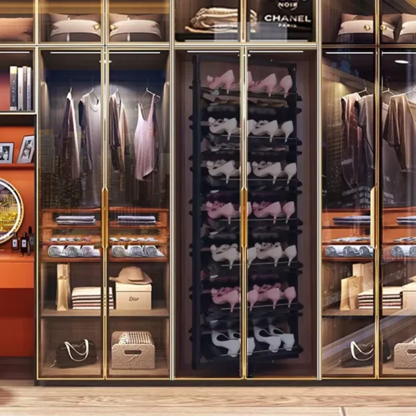 رف أحذية دوار متعدد الطبقات بتصميم عمودي عملي لتنظيم الأحذية داخل غرفة الملابس أو مدخل المنزل